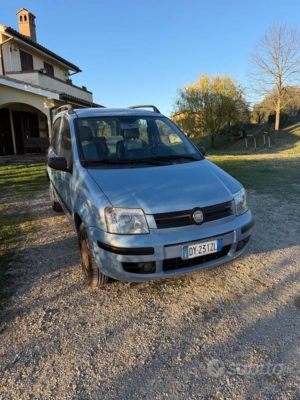 Usata Fiat Panda Dynamic 59 CV (43 kW) 2010 Blu Utilitaria