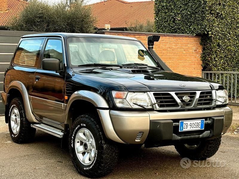 Usata Nissan Patrol 157 CV (115 kW) 2001 Blu SUV
