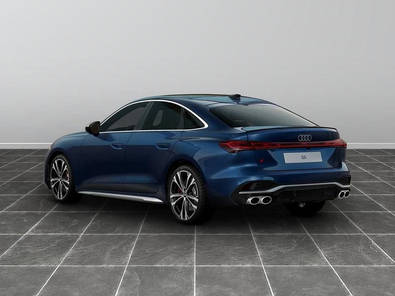 Nuova Audi S5 Ambiente 367 CV (269 kW) 2025 Blu Berlina