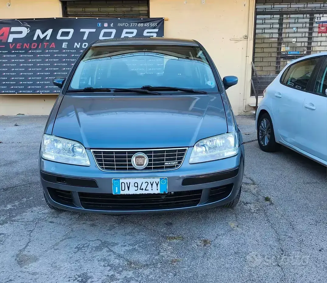 Usata Fiat Idea 69 CV (50 kW) 2009 Grigio Monovolume