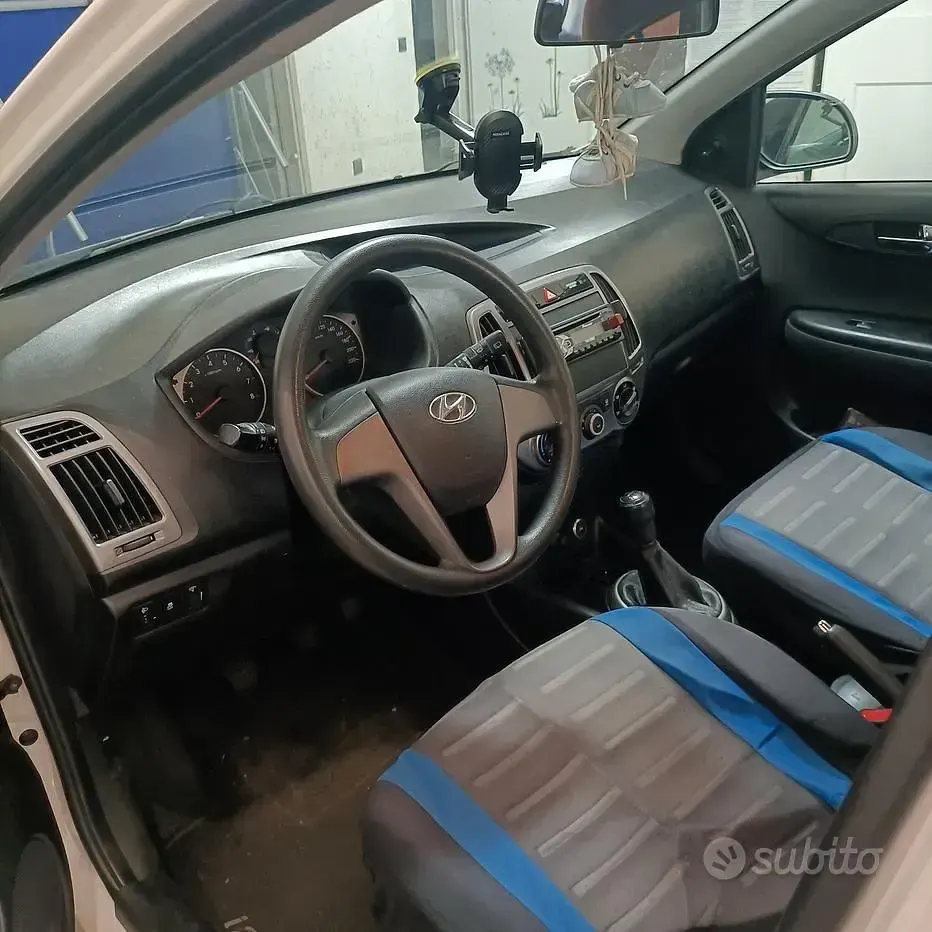 Usata Hyundai i20 85 CV (62 kW) 2013 Bianco Utilitaria