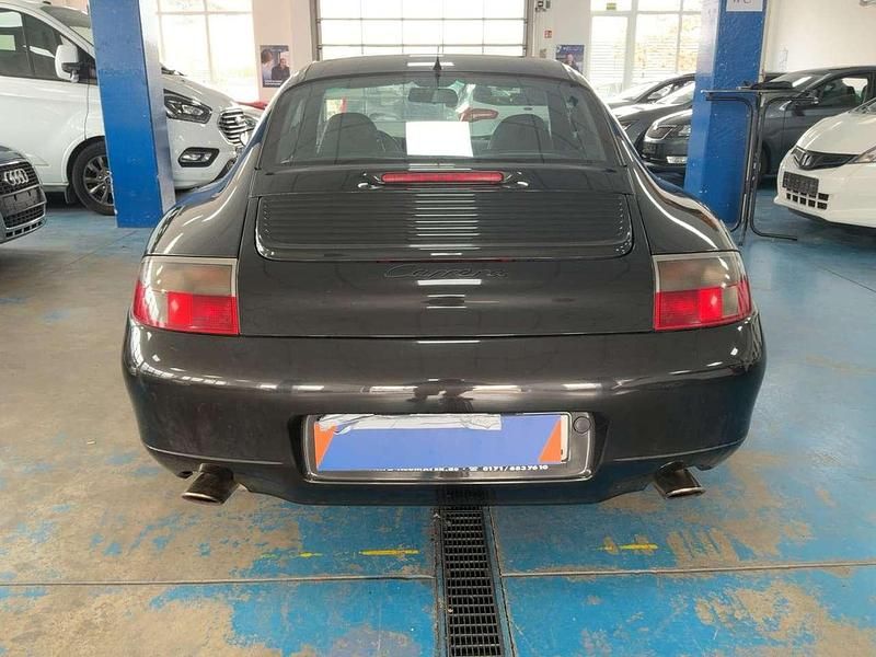 Usata Porsche 911 Carrera 300 CV (220 kW) 1999 Grigio Coupé