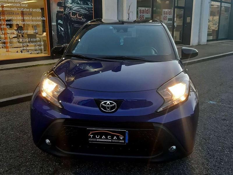 Usata Toyota Aygo X Trend 72 CV (52 kW) 2023 Blu/azzurro SUV