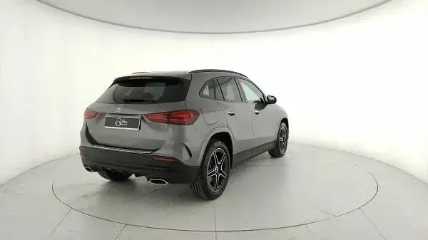 Usata Mercedes GLA250 AMG Line Premium 163 CV (119 kW) 2023 Grigio SUV