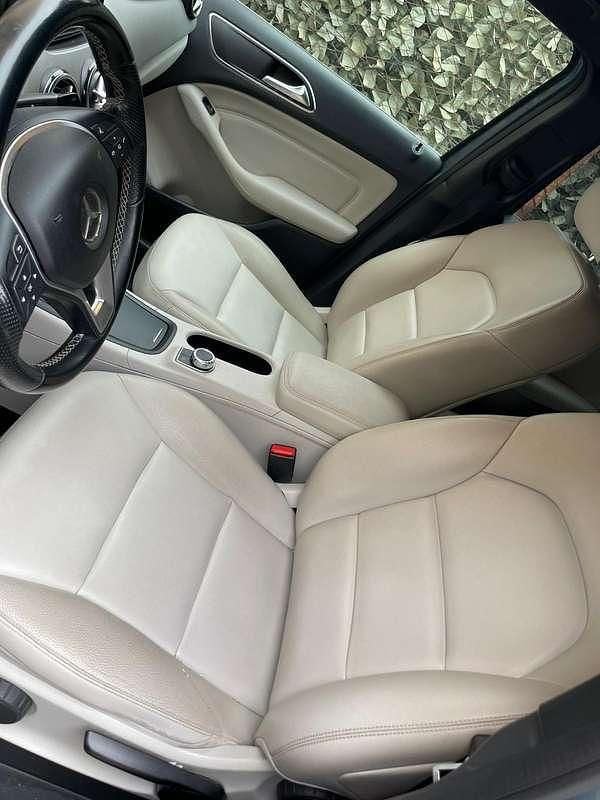 Usata Mercedes B200 Executive 136 CV (100 kW) 2014 Monovolume