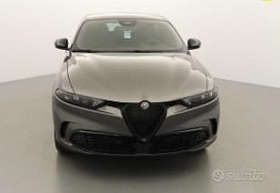 Usata Alfa Romeo Tonale Sprint 190 CV (139 kW) 2024 Grigio vesuvio SUV