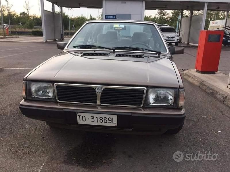 Usata Lancia Prisma 105 CV (77 kW) 1985 Berlina