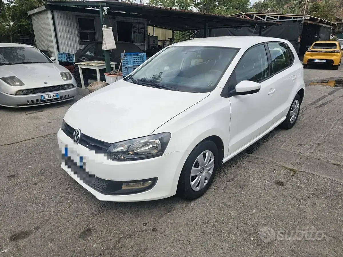 Usata VW Polo Comfortline 60 CV (44 kW) 2013 Bianco Utilitaria
