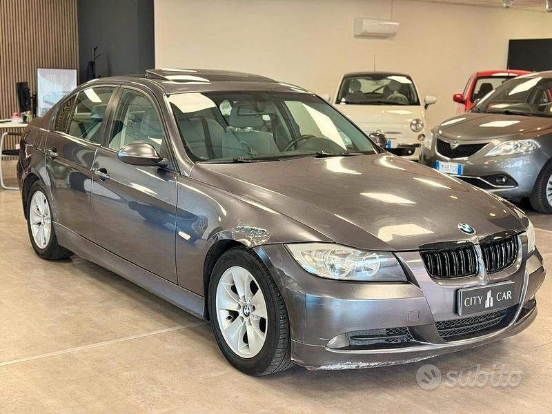 Usata BMW 320 Efficient Dynamics 163 CV (119 kW) 2005 Grigio Berlina