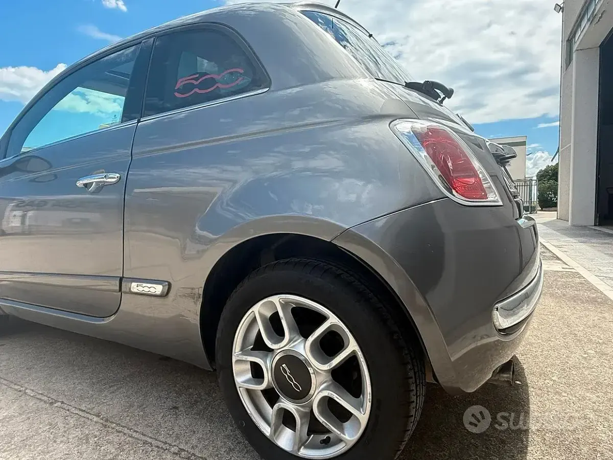 Usata Fiat 500 75 CV (55 kW) 2010 Grigio Berlina