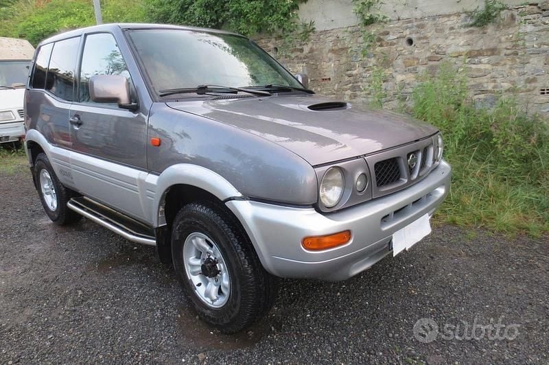 Usata 1999 Nissan Terrano SUV | 3500 € (Super prezzo) - Immagine 1/4