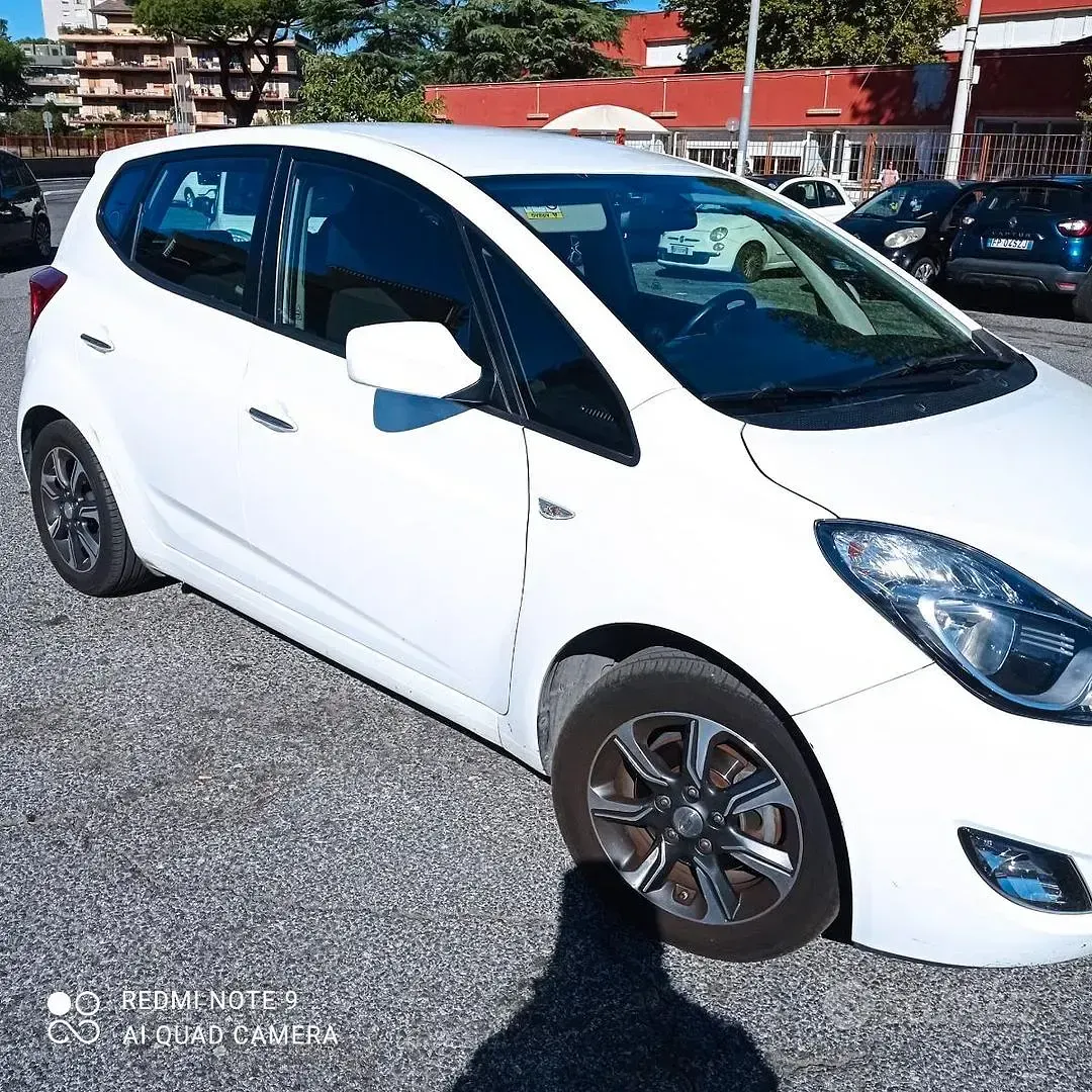 Usata Hyundai ix20 Comfort 90 CV (66 kW) 2017 Bianco Utilitaria