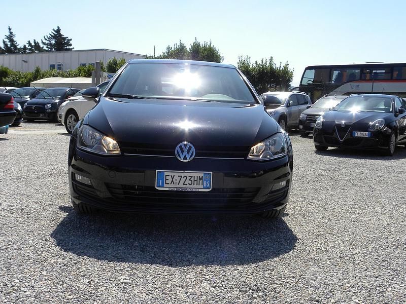 Usata VW Golf VII Comfortline 110 CV (80 kW) 2015 Nero Berlina