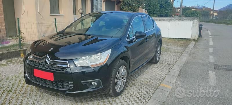 Usata Citroën DS4 Business Class 114 CV (83 kW) 2015 Nero Utilitaria