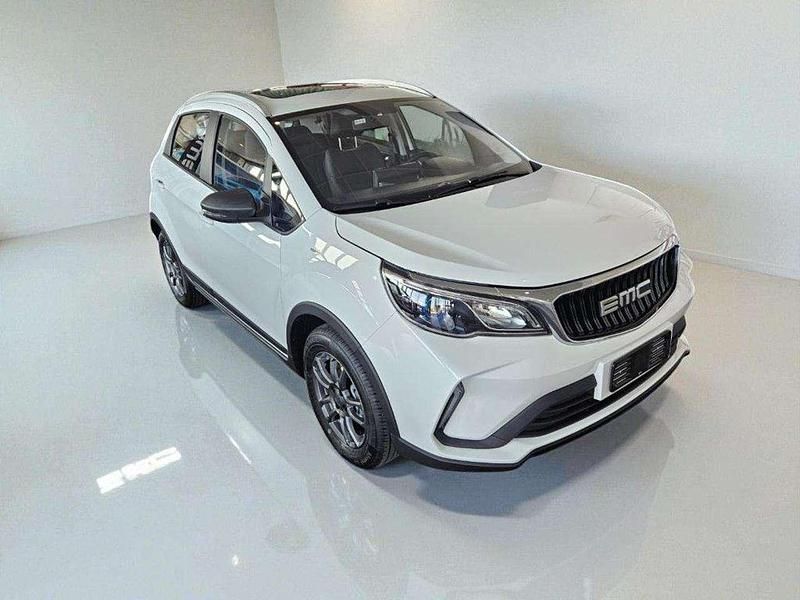 Nuova EMC QUATTRO 103 CV (75 kW) 2025 Grigio SUV