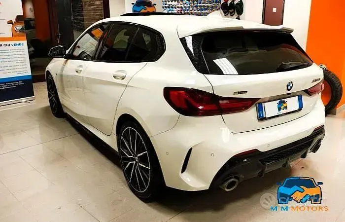 Usata BMW M135 Comfort Edition 306 CV (225 kW) 2024 Bianco Utilitaria