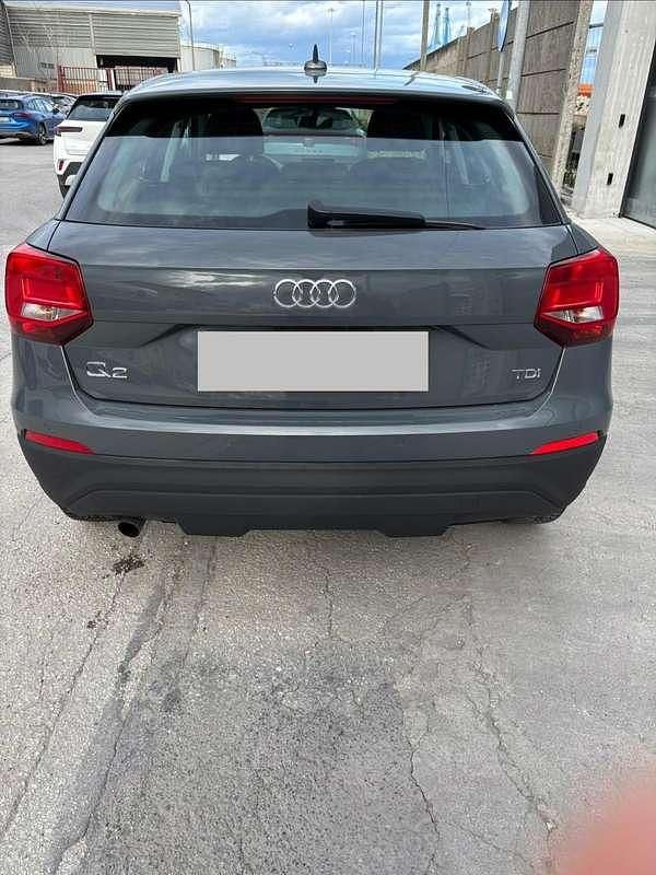 Usata Audi Q2 Business 116 CV (85 kW) 2018 Grigio SUV