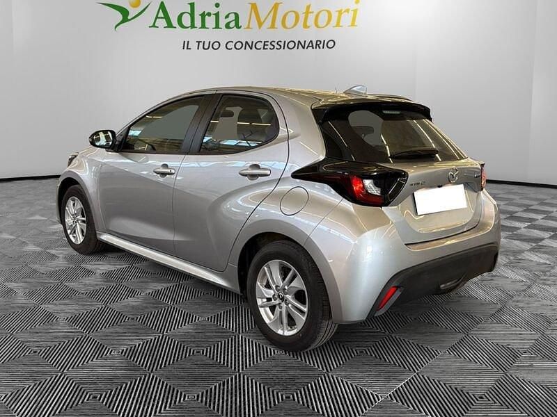 Usata Mazda 2 Center-Line 116 CV (85 kW) 2024 Argento Utilitaria