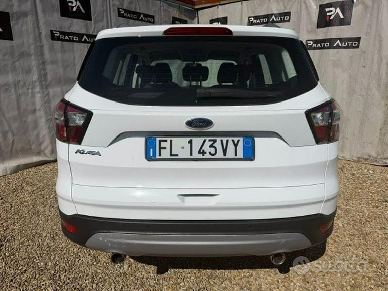 Usata Ford Kuga S 120 CV (88 kW) 2017 Bianco SUV