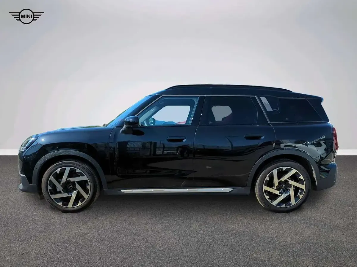Usata Mini Countryman Favoured 225 kW (306 CV) 2025 Nero SUV
