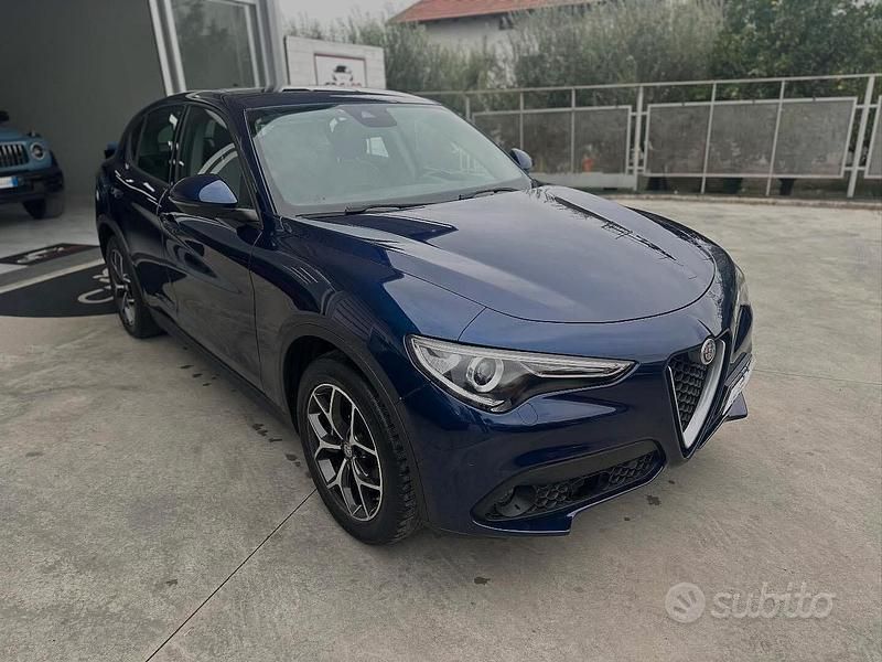 Usata Alfa Romeo Stelvio Executive 190 CV (139 kW) 2020 Blu SUV
