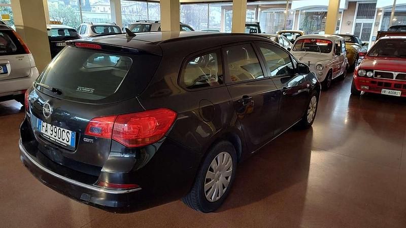 Usata Opel Astra 136 CV (100 kW) 2015 Other Station wagon