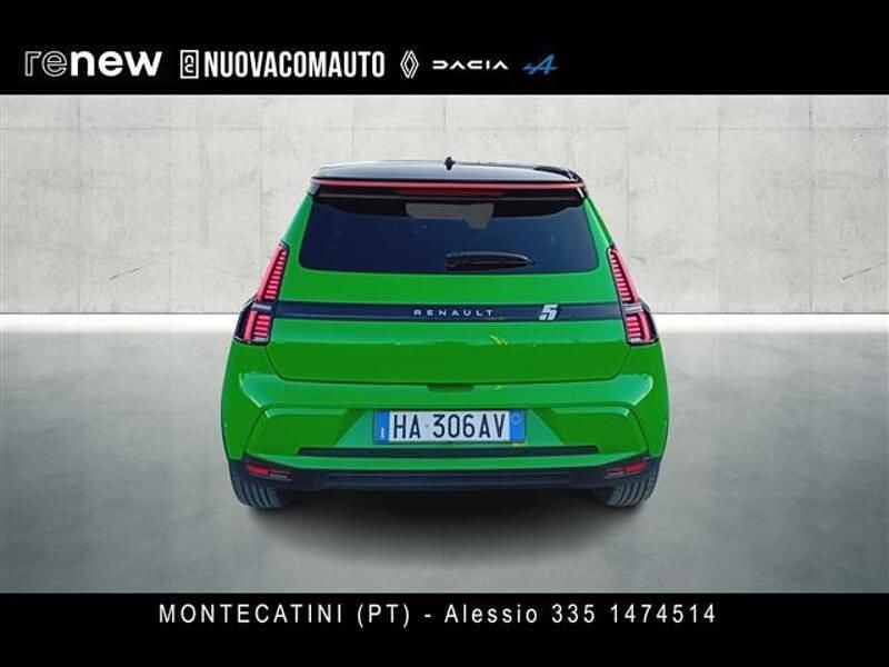 Begagnad Renault 5 E-Tech Komfort 110 kW (150 HK) 2025 Grön Halvkombi