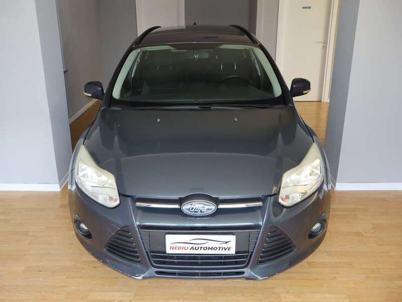 Usata Ford Focus Titanium 95 CV (69 kW) 2012 Grigio Station wagon