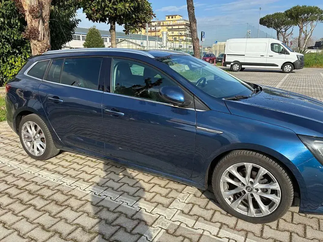 Usata Renault Mégane IV Intens 110 CV (80 kW) 2016 Blu/azzurro Station wagon
