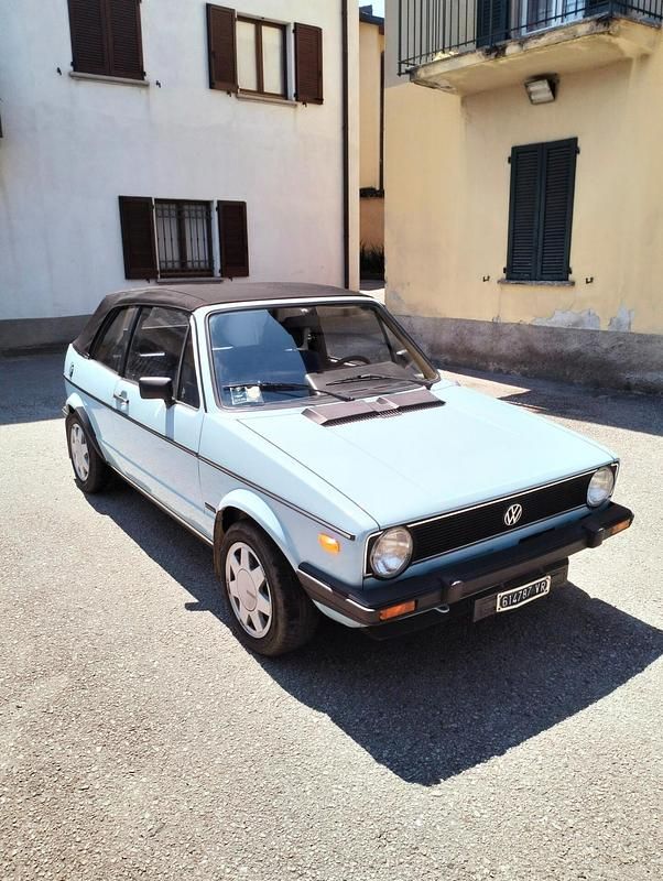 Blu Usata 1982 VW Golf Cabriolet Cabrio | 6000 € - Immagine 1/4