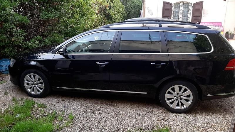 Usata VW Passat 105 CV (77 kW) 2014 Nero Station wagon