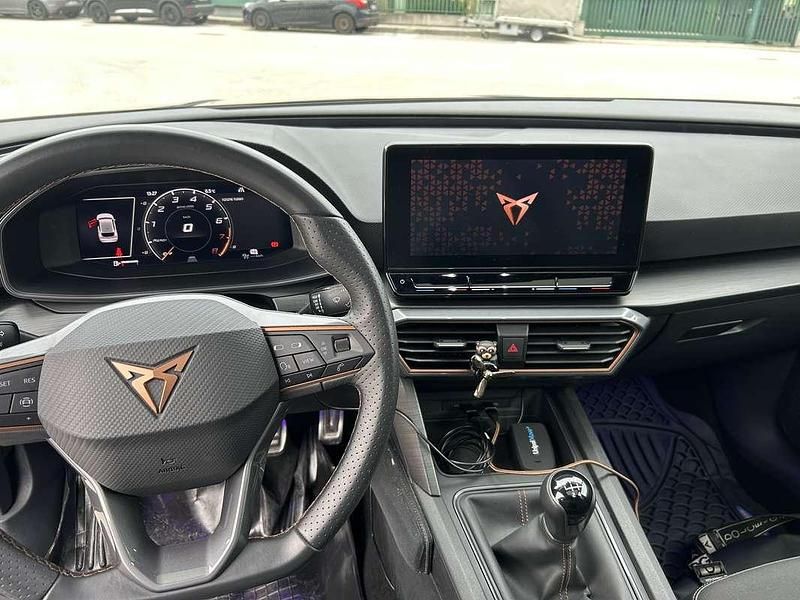 Usata Cupra Leon 150 CV (110 kW) 2023 Berlina