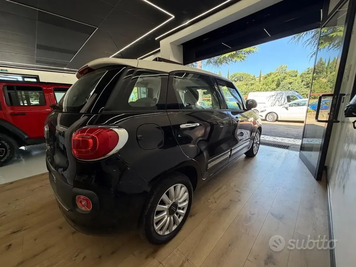 Usata Fiat 500L Lounge 85 CV (62 kW) 2015 Bianco Monovolume