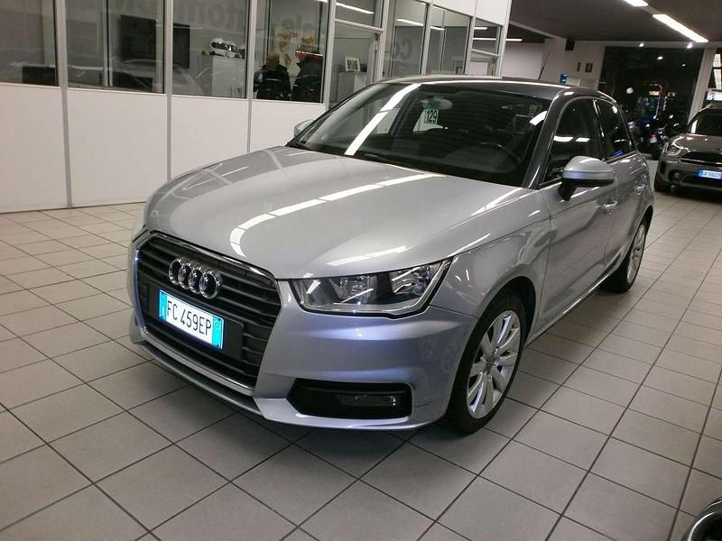 Usata Audi A1 Sportback Ambiente 95 CV (69 kW) 2016 Argento Utilitaria