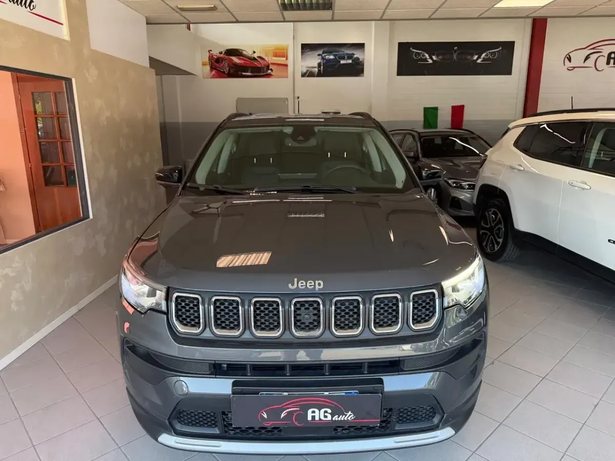 Usata Jeep Compass Limited 131 CV (96 kW) 2023 Grigio SUV