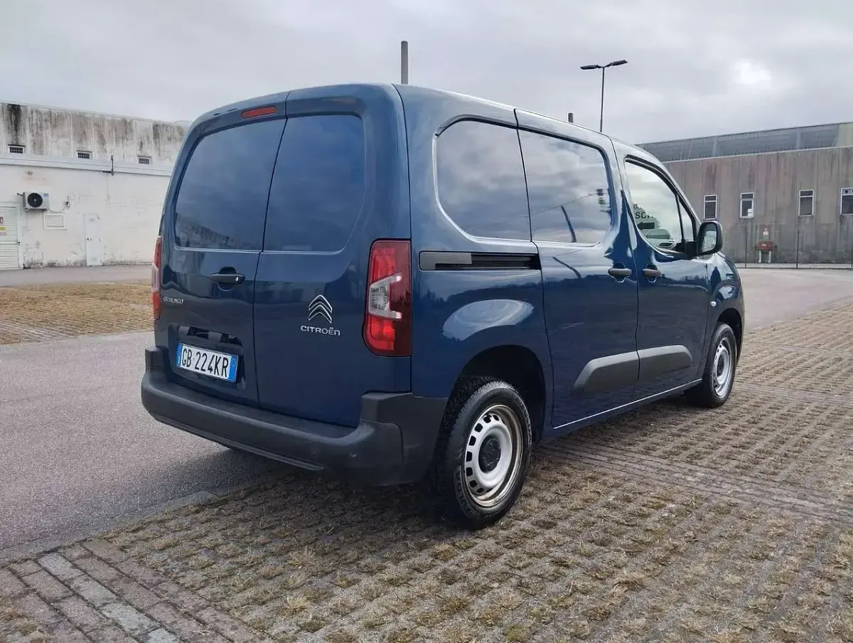 Usata Citroën Berlingo 101 CV (74 kW) 2020 Blu/azzurro Monovolume