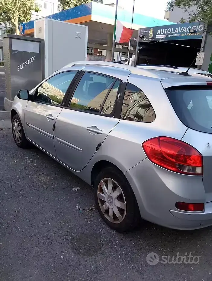 Usata Renault Clio 103 CV (75 kW) 2011 Grigio Station wagon