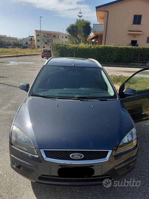 Usata Ford Focus 90 CV (66 kW) 2008 Nero Berlina