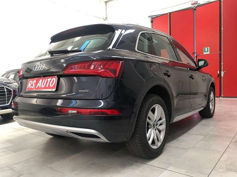 Usata Audi Q5 Business 204 CV (150 kW) 2020 Blu/azzurro SUV