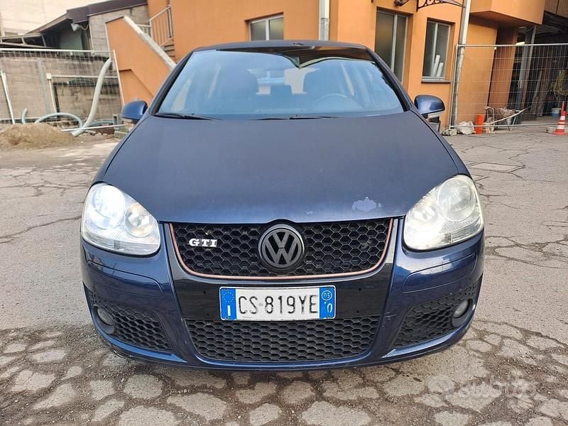 Usata VW Golf IV GTI 200 CV (147 kW) 2005 Blu Berlina