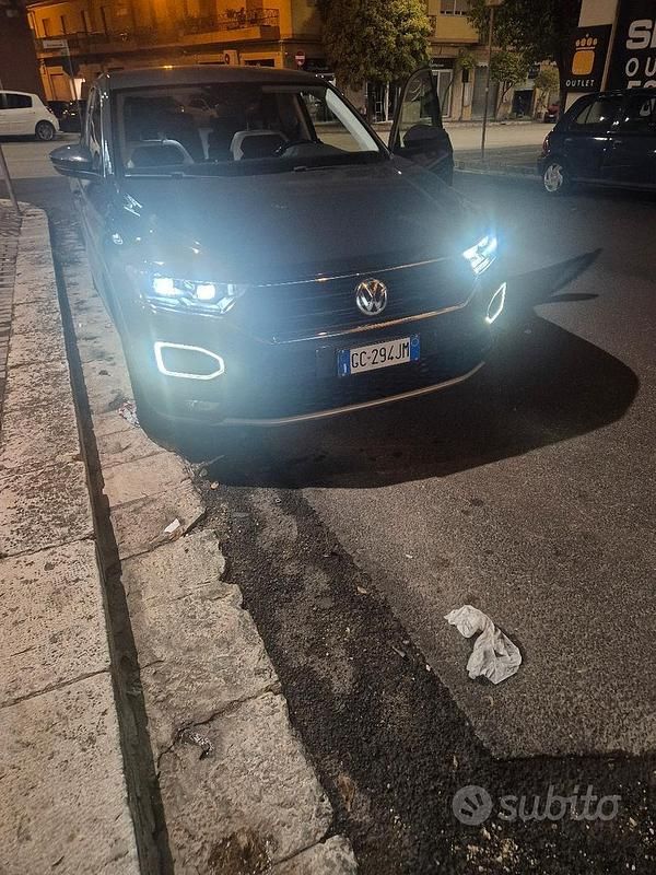 Usata VW T-Roc 116 CV (85 kW) 2020 Grigio SUV