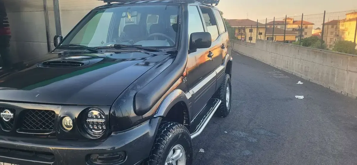 Usata Nissan Terrano SE 125 CV (91 kW) 1998 Nero SUV