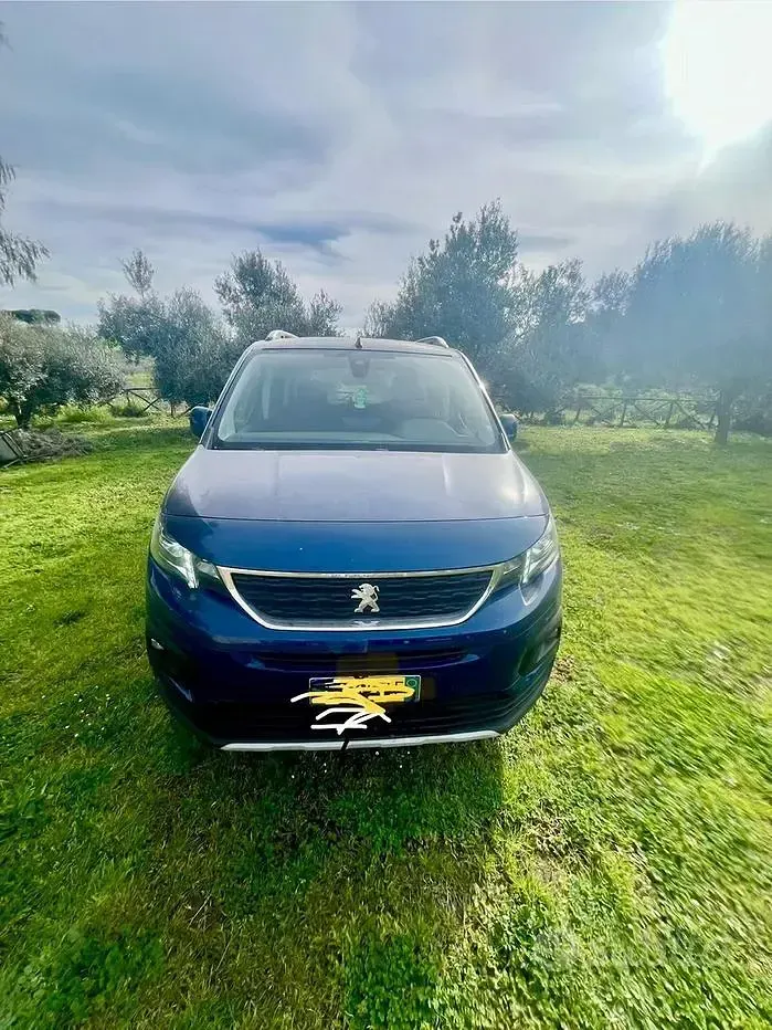 Usata Peugeot Rifter 102 CV (75 kW) 2018 Bluazzurro Monovolume
