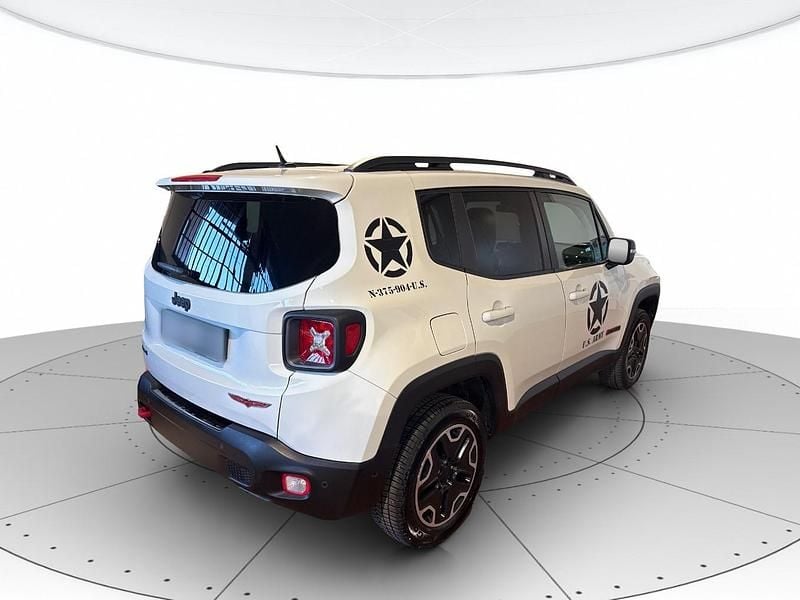 Usata Jeep Renegade Trailhawk 170 CV (125 kW) 2016 Bianco SUV