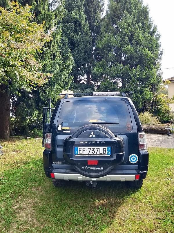 Usata Mitsubishi Pajero Instyle 200 CV (147 kW) 2010 SUV