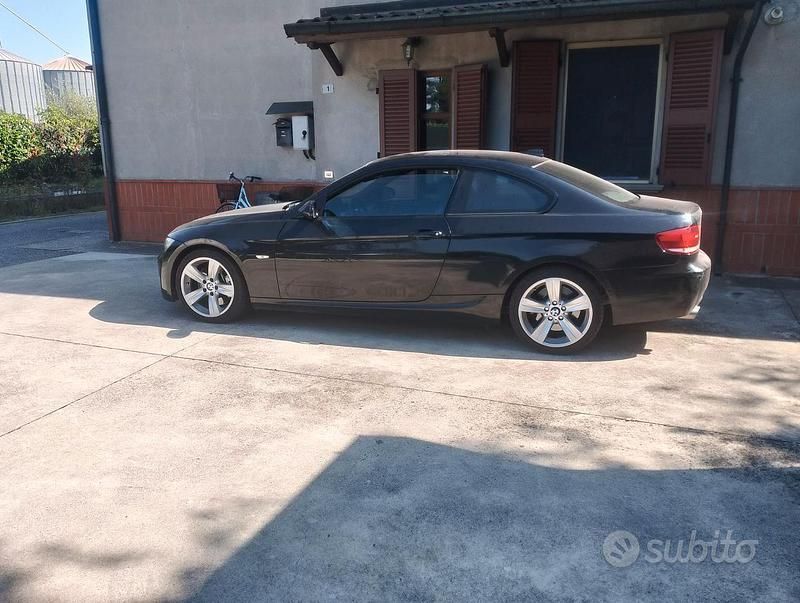 Usata 2007 BMW 330 M Sport Coupé | 9000 € (Super prezzo) - Immagine 1/4