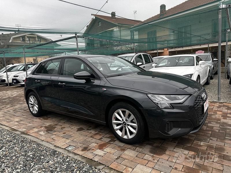 Usata Audi A3 S-Line 110 CV (80 kW) 2021 Grigio Berlina