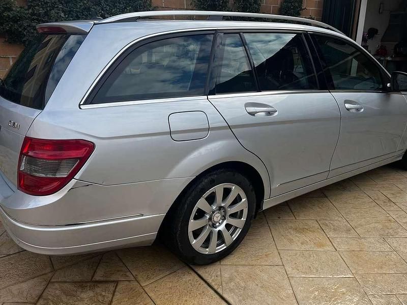 Usata Mercedes C220 Avantgarde 170 CV (125 kW) 2008 Grigio Station wagon