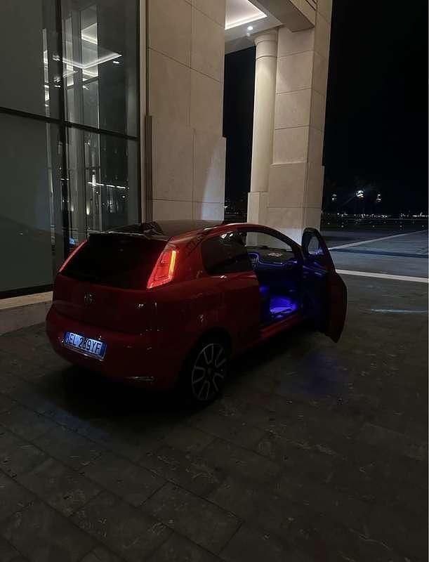 Usata Fiat Punto Evo 77 CV (56 kW) 2012 Utilitaria