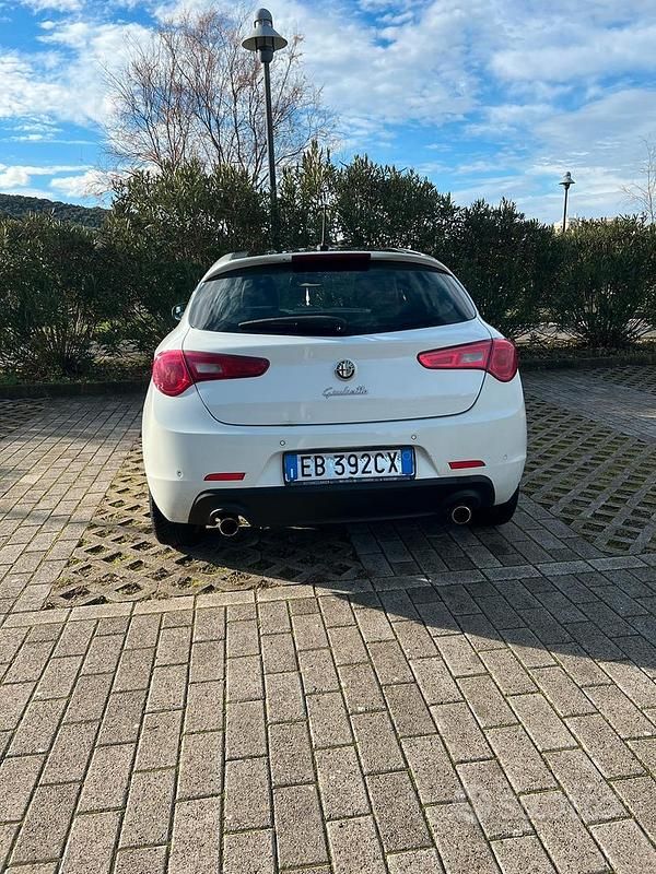 Usata Alfa Romeo Giulietta 170 CV (125 kW) 2010 Bianco Berlina